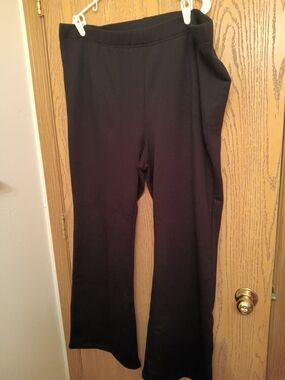 High-Waisted Fleece-Lined Flared Leggings
